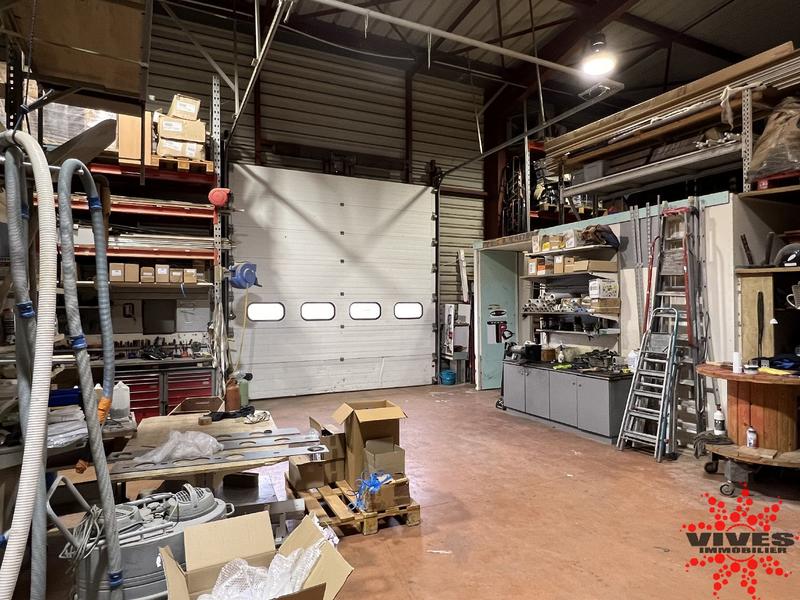 Entrepôt - 800 m²
