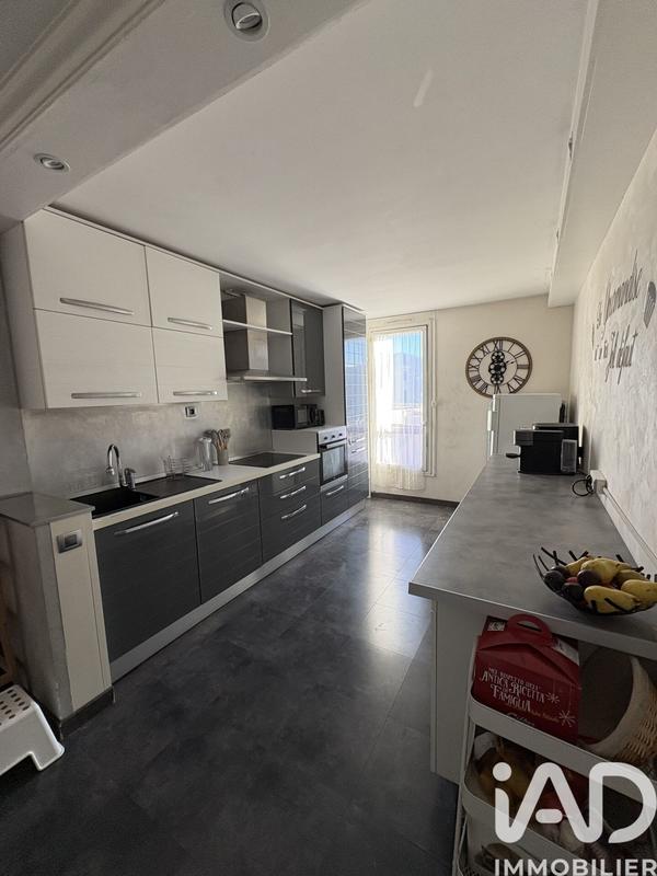 Appartement - 94 m² - 4 pièces