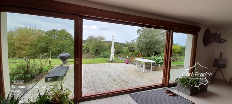 Propriété - 187 m² - 10 pièces