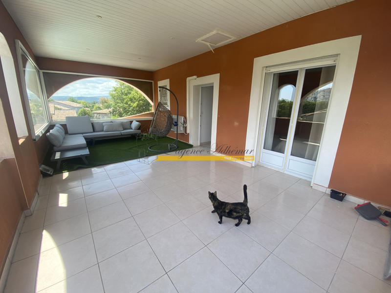 Maison - 174 m² - 6 pièces