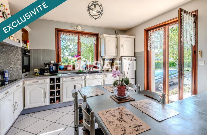 Maison - 102 m² - 5 pièces