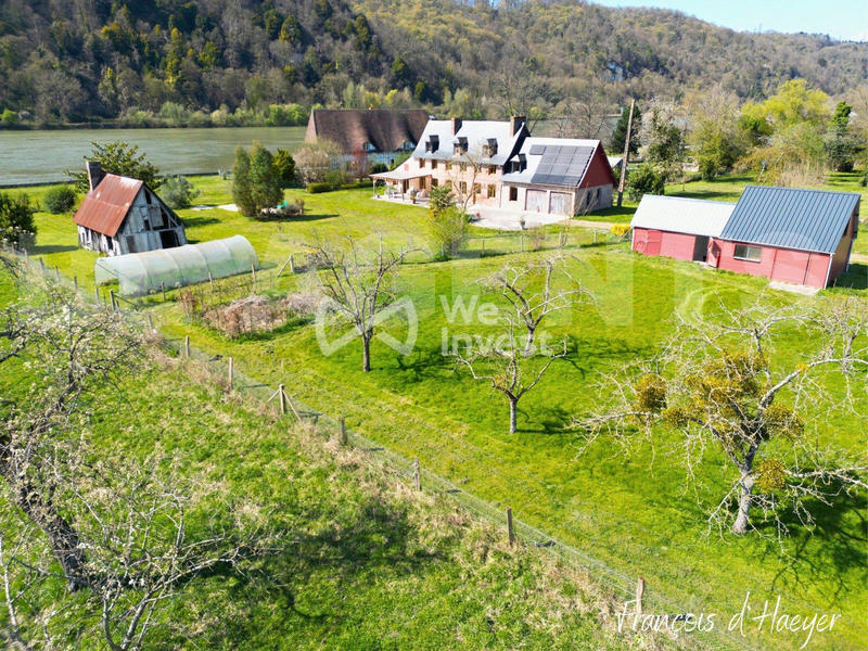 Maison - 205 m² - 8 pièces