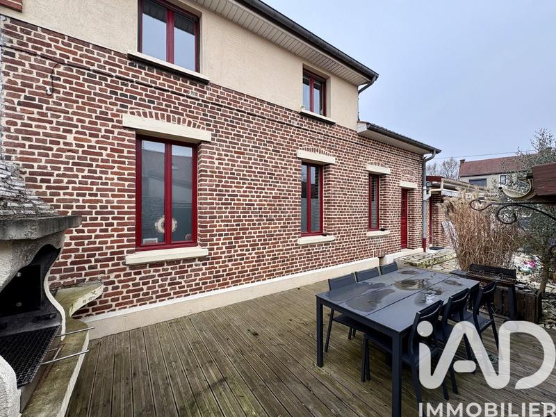Maison - 111 m² - 6 pièces