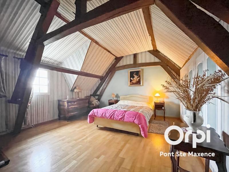 Maison - 130 m² - 4 pièces