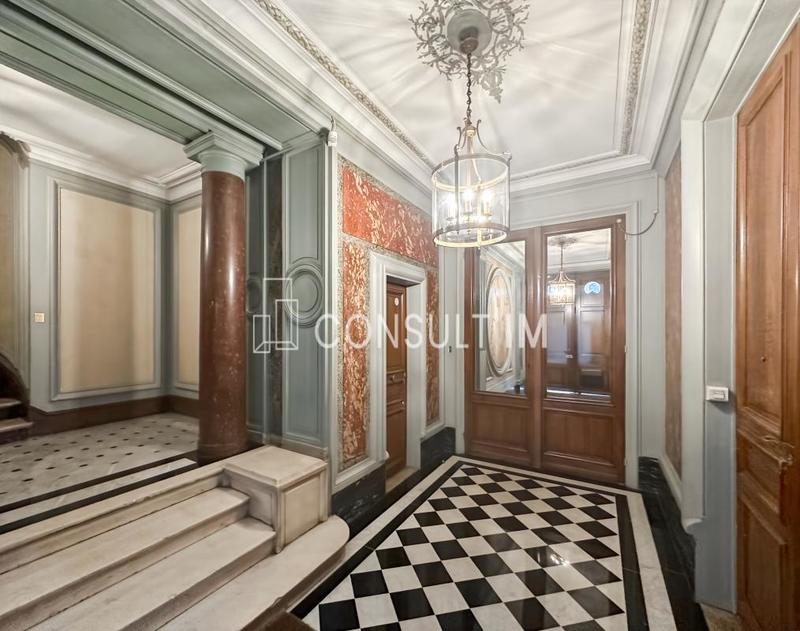 Bureau - 43 m² - 2 pièces