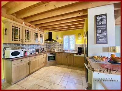 Maison - 110 m² - 6 pièces