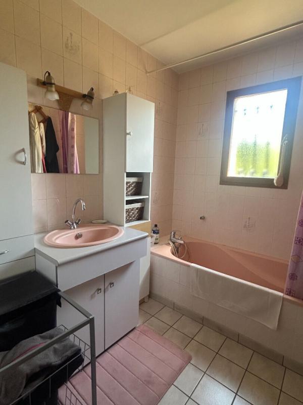 Maison - 85 m² - 7 pièces