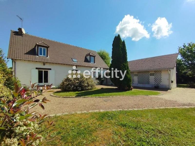 Maison - 212 m² - 8 pièces