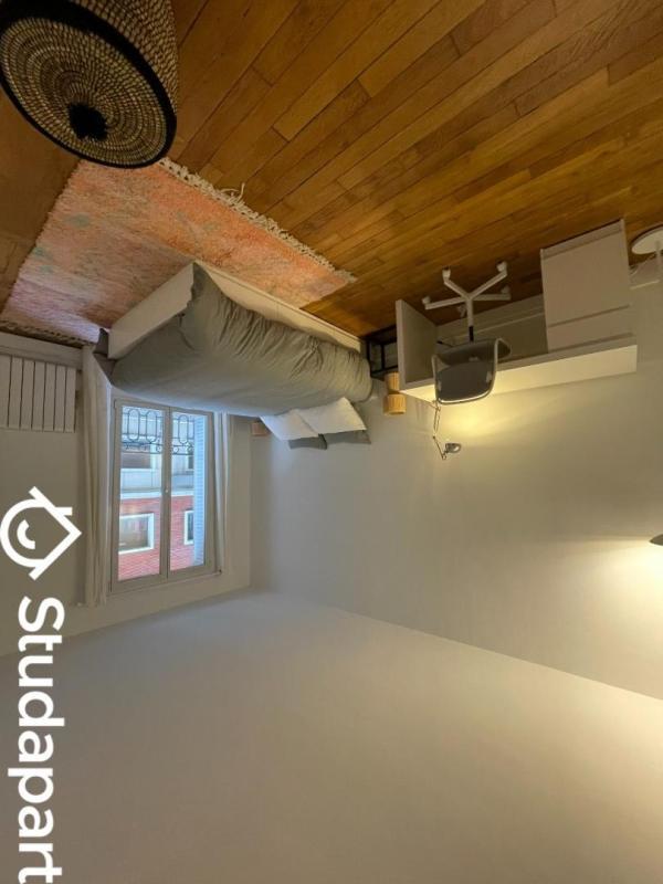 Chambre - 11 m² - 1 pièce