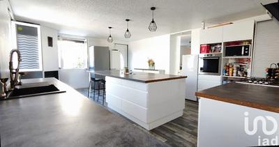 Maison - 101 m² - 5 pièces