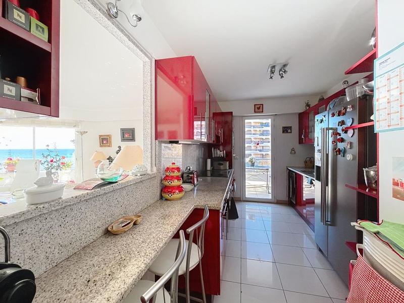 Appartement - 93 m² - 3 pièces