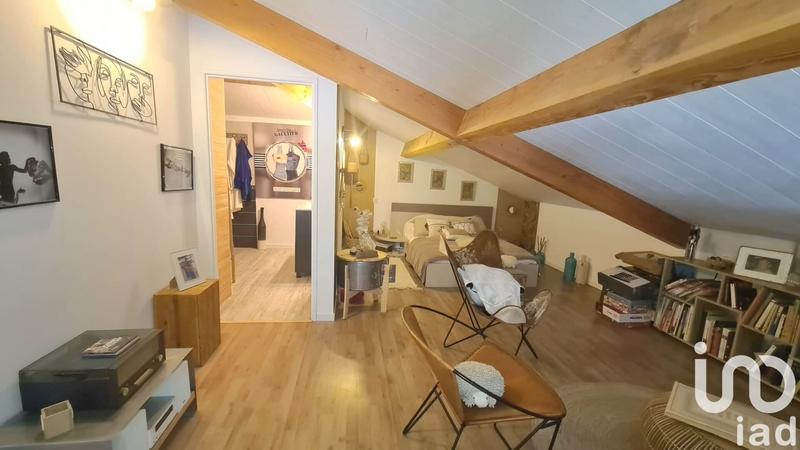 Maison de maîtres - 200 m² - 4 pièces