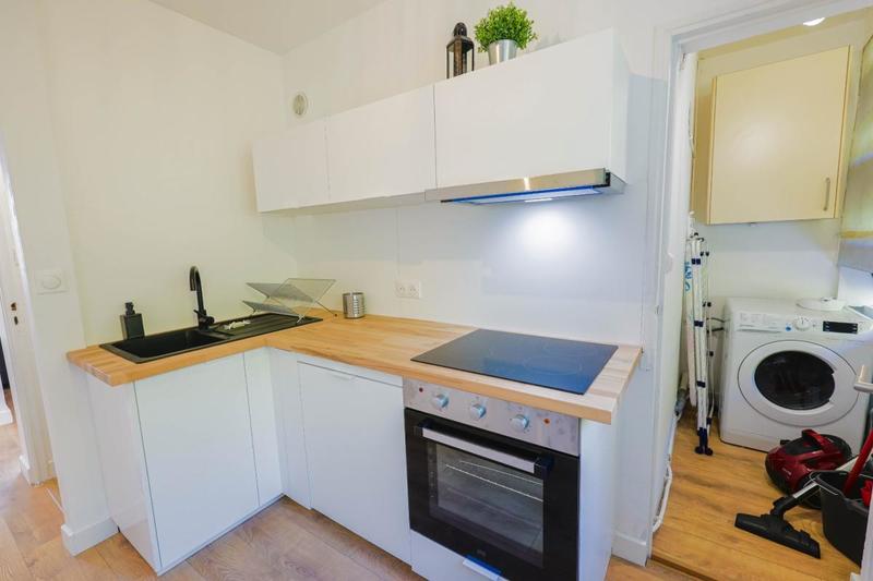 Chambre - 9 m² - 1 pièce