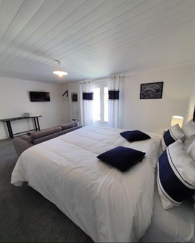 Maison - 259 m² - 12 pièces