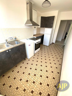 Appartement - 60 m² - 2 pièces