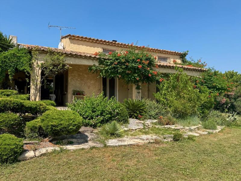 Maison - 145 m² - 5 pièces