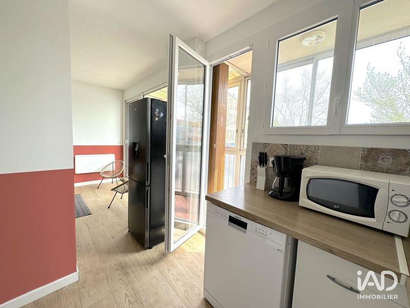 Appartement - 80 m² - 2 pièces