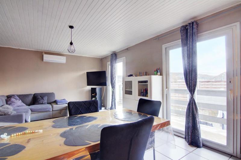 Maison - 73 m² - 4 pièces