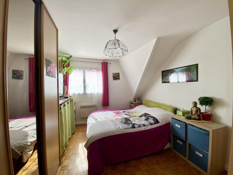 Maison traditionnelle - 141 m² - 7 pièces