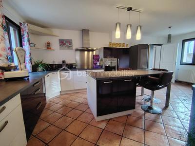 Chaumière - 128 m² - 6 pièces