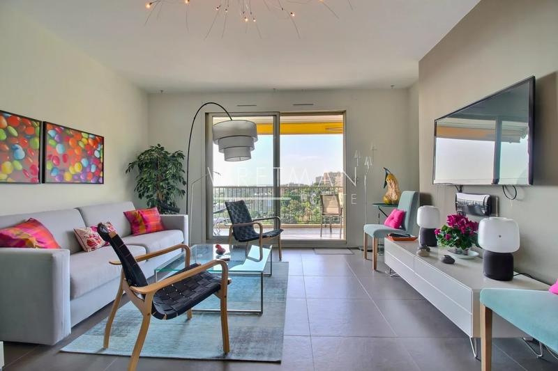 Appartement - 80 m² - 3 pièces