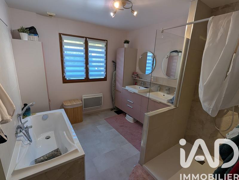 Maison - 178 m² - 7 pièces