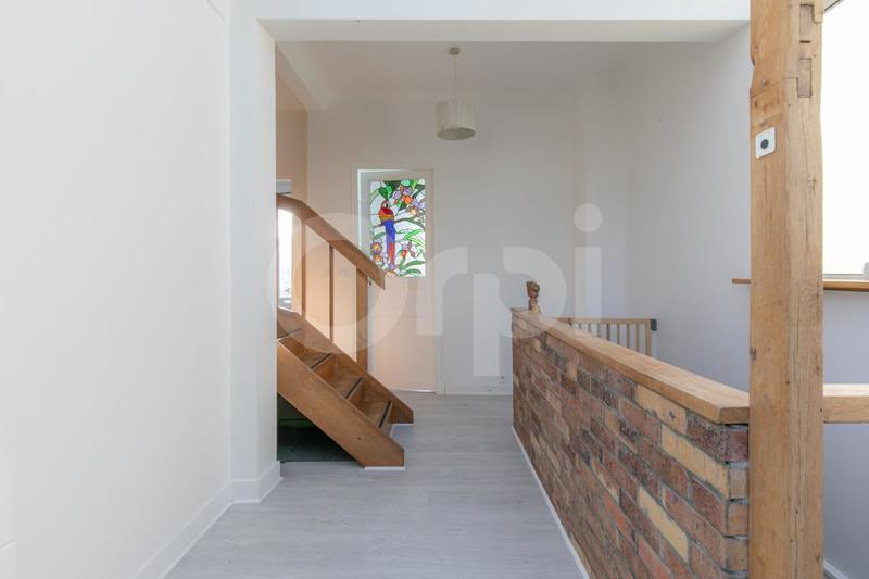 Maison - 87 m² - 4 pièces