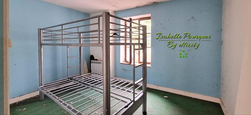 Maison - 180 m² - 8 pièces