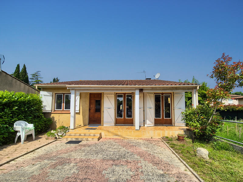 Maison - 95 m² - 4 pièces