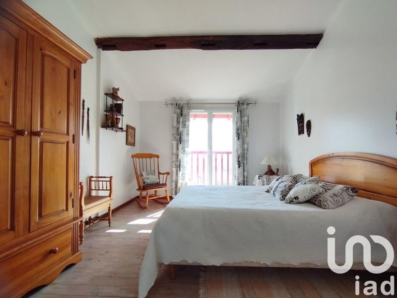 Maison - 293 m² - 10 pièces