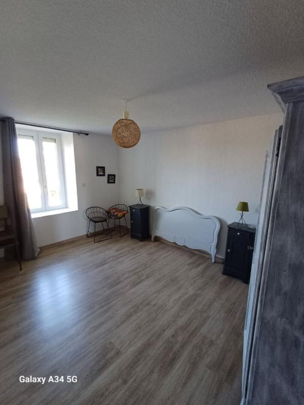 Maison - 158 m² - 8 pièces