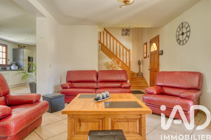 Maison - 137 m² - 6 pièces