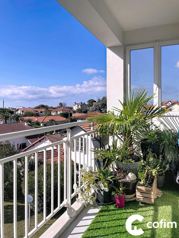 Appartement - 93 m² - 4 pièces