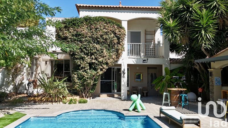 Maison - 185 m² - 6 pièces