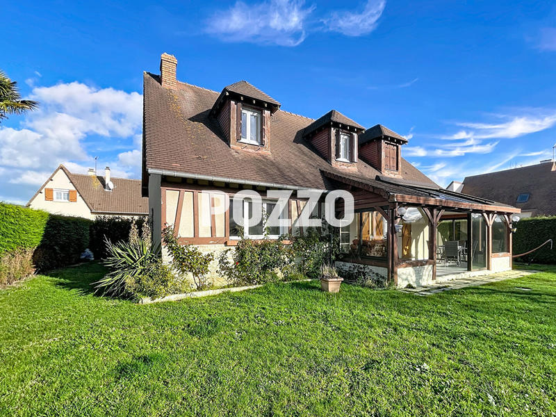 Maison - 110 m² - 4 pièces