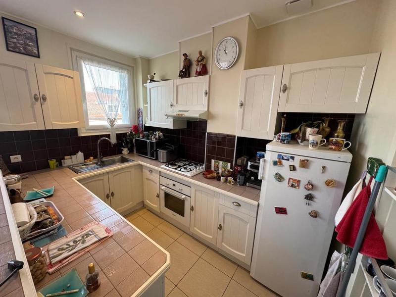 Appartement - 90 m² - 3 pièces