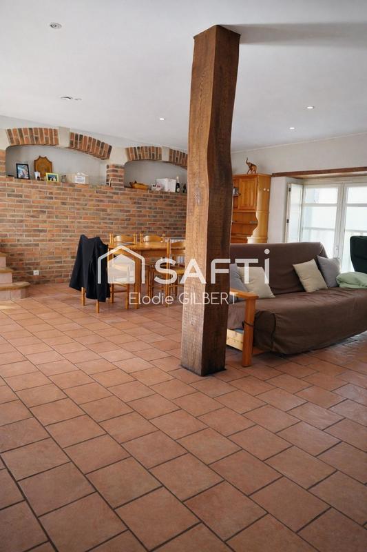 Maison - 169 m² - 7 pièces
