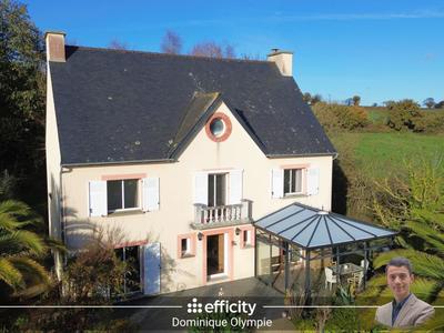 Maison - 170 m² - 8 pièces