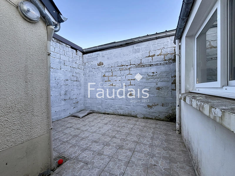 Maison - 102 m² - 6 pièces