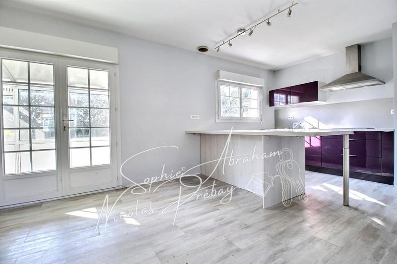 Maison - 166 m² - 7 pièces