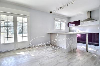 Maison - 166 m² - 7 pièces