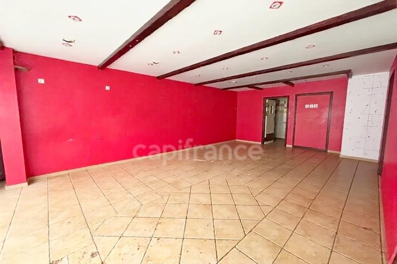 Local commercial - 75 m² - 3 pièces