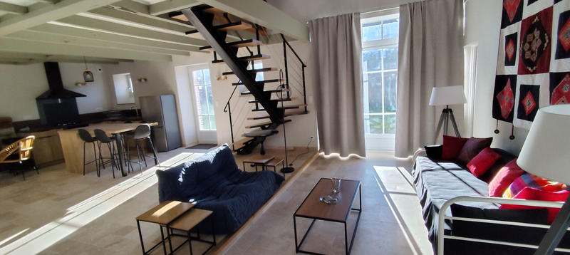 Maison - 140 m² - 6 pièces