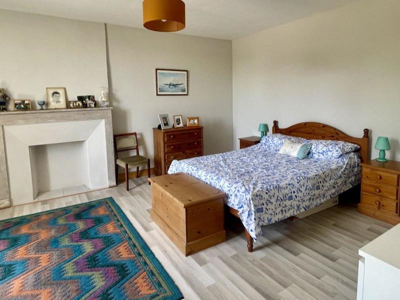 Propriété - 136 m² - 4 pièces