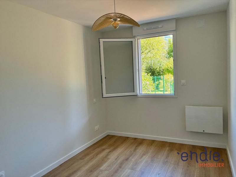 Appartement - 80 m² - 3 pièces