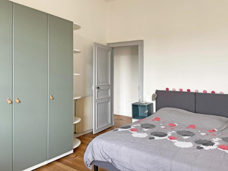 Appartement - 95 m² - 3 pièces