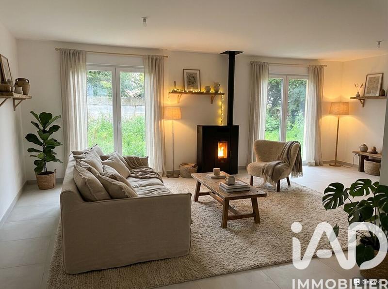 Maison - 102 m² - 5 pièces