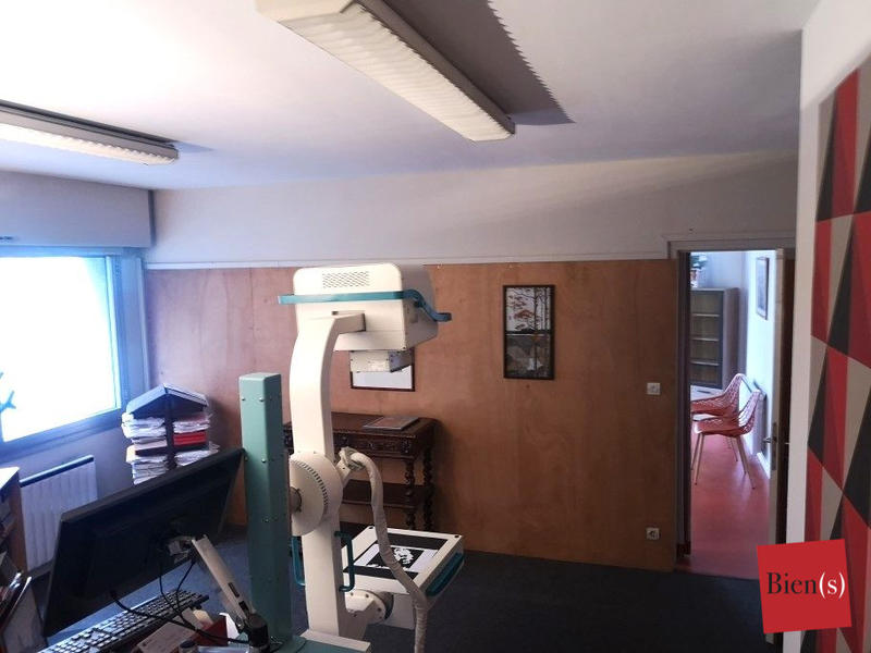 Local d'activités - 85 m² - 3 pièces