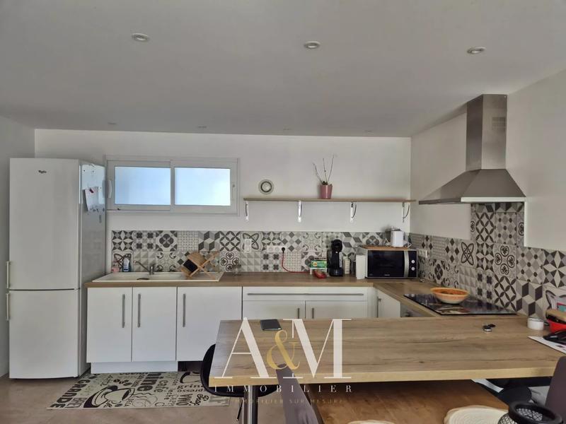 Maison - 79 m² - 4 pièces