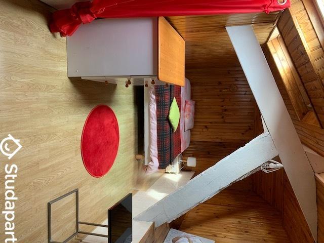 Chambre - 10 m² - 1 pièce